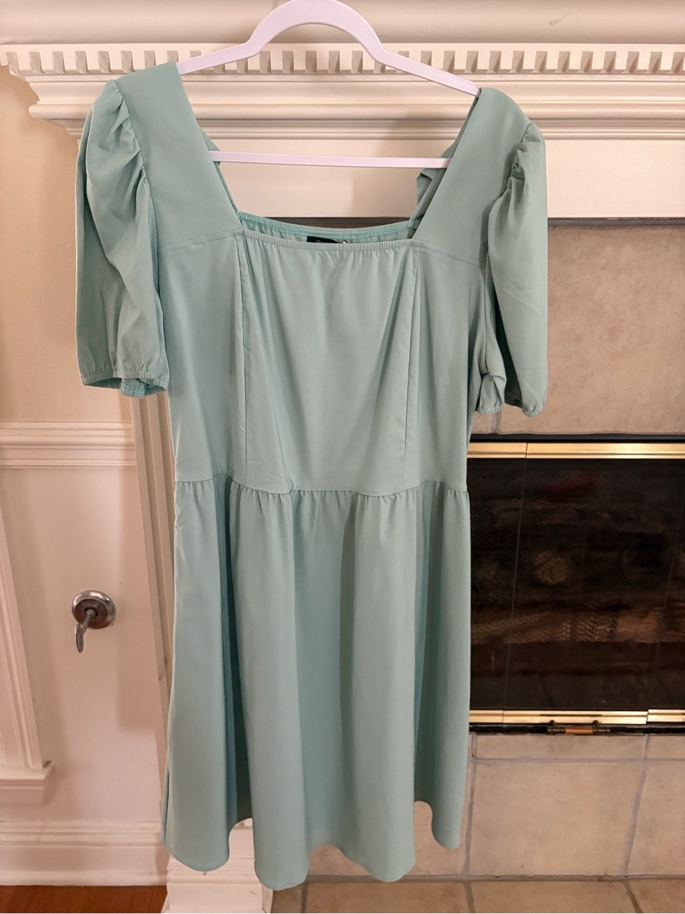 Square Neck Midi Dress with Puff Sleeves in Mint